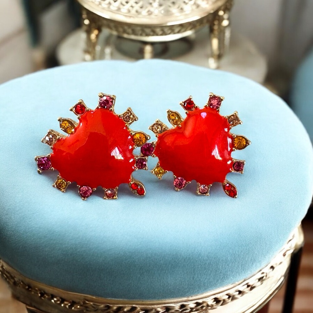 Heart-Shaped Red Enamel & Rhinestone Pierced Stud Earrings